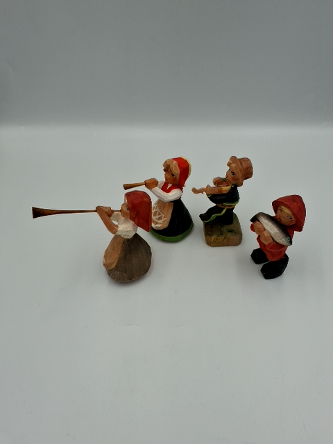 4 små Henningfigurer